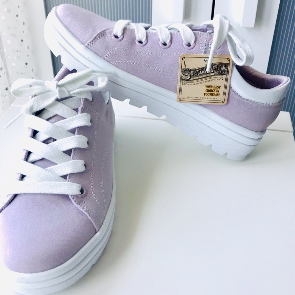 Skechers Air-Cooled Memory Foam